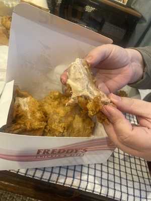 Freddy's Chicken & Pizza