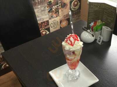 Mccallan's Coffee And Deli Shop