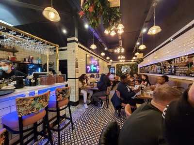 Fresh Bar & Restaurant