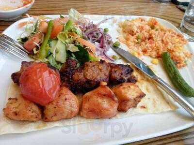 Canbaz Bar And Grill