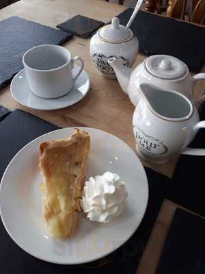 Brunch Cafe / Sandwich Shop