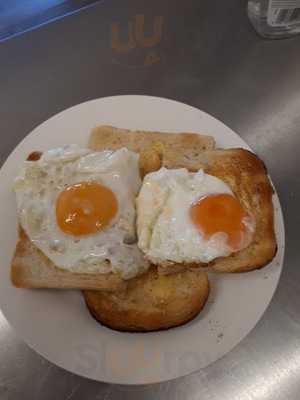 Brunch Cafe / Sandwich Shop