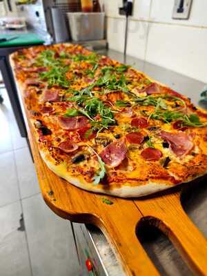 The Yorkshire Deli & Pizza Bar