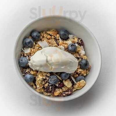 The Turf Bar & Bistro