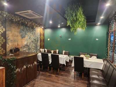 Taaj Restaurant