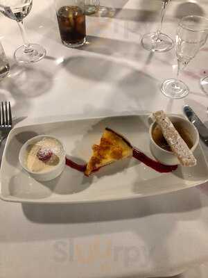 Karibunis Restaurant At Bournville College