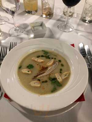 Karibunis Restaurant At Bournville College