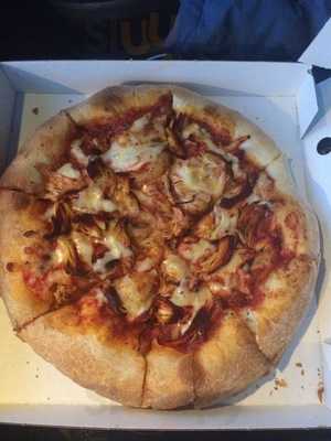 Tudor Pizza
