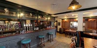 The Dog & Partridge,