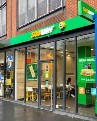 Subway 403-419 Oxford Road