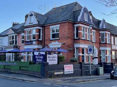 Stracey Restaurant, Bar & Lounge