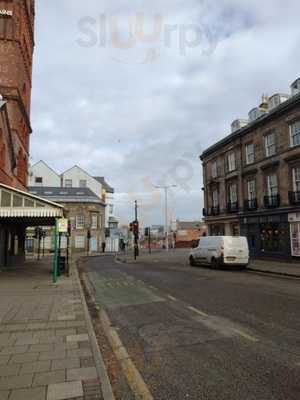 Hamiltons On The Square