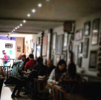 Makani Cafe, Bar & Lounge