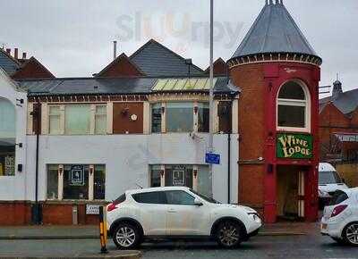 Wine Lodge & Tap Room