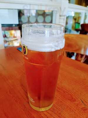 Wine Lodge & Tap Room