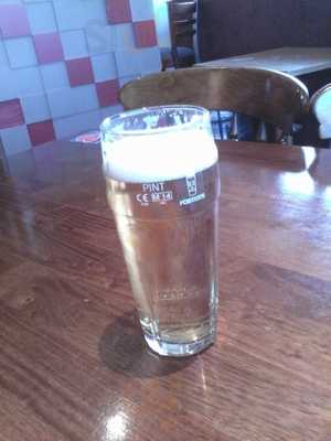 Wine Lodge & Tap Room