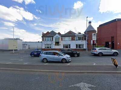 Wine Lodge & Tap Room