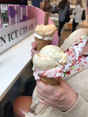 Joe Delucci's Gelato