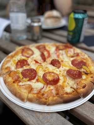 Clapham Bunk, Cafe And Bar