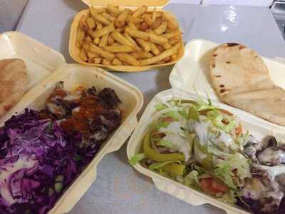 Istanbul Kebab & Pizza House