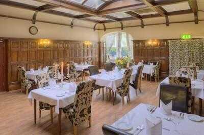 Cobden Restaurant & Bar