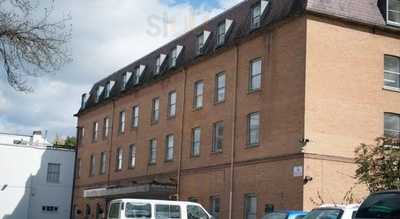 Cobden Restaurant & Bar