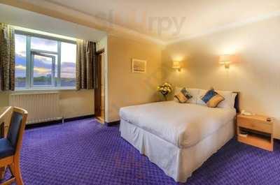 Cobden Restaurant & Bar