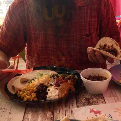 Sabroso Burrito And Nacho Bar