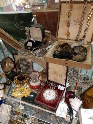 The Old Curiosity Shop & Tea Room