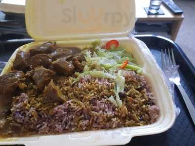 Wayann's Restaurant & Bar