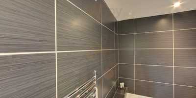 Tree Bridge Hotel & Restaurant