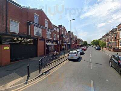 Freddy's Chicken And Pizza