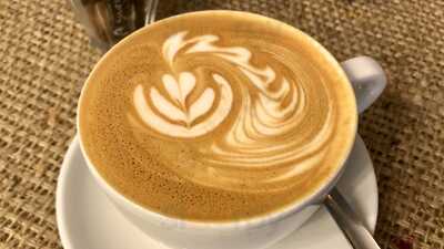 The Commute Cycle Cafe