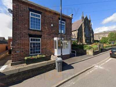 Munch Cafe & Coffee Shop