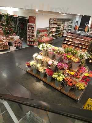 Marks & Spencer Cafe