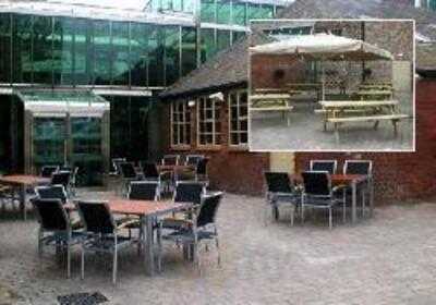 Crystal & House Of Hugo