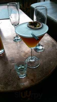 Crystal & House Of Hugo