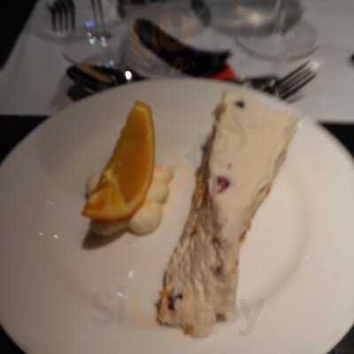 Cosmopolitan Restaurant & Bar