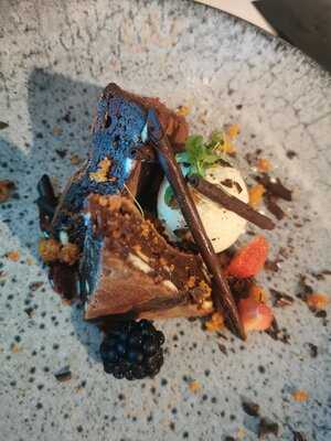 The Oak Bar & Terrace