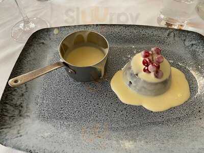 The Oak Bar & Terrace