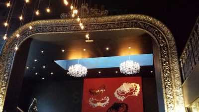 Cardamom Black Gin Bar & Asian Grill