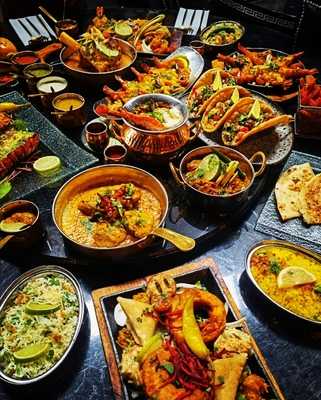 Cardamom Black Gin Bar & Asian Grill