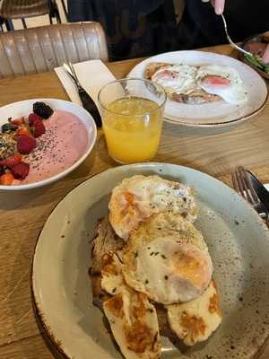 The Smithfield Social