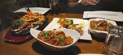 The Fat Swan - Photo 8