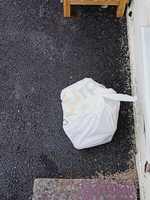 Harlem Shakes And Grill