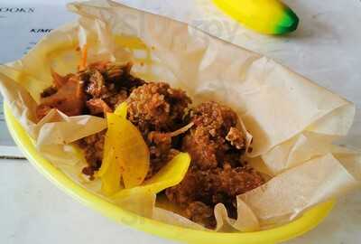 Cafe+ Red Haus Books