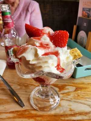 Stonehouse Pizza & Carvery