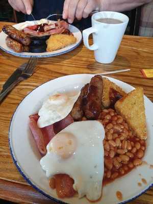 Stonehouse Pizza & Carvery