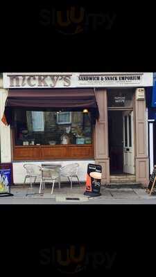 Nicky's