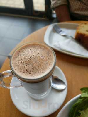 The Green Room Coffee Lounge And Deli